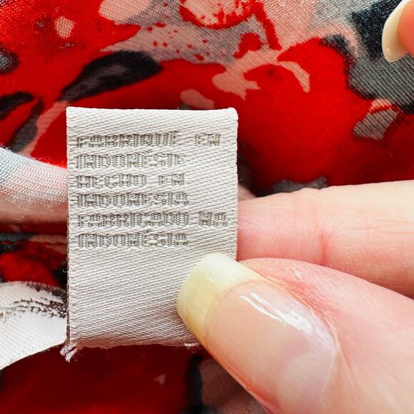 Cute Red Pink Blue Floral 3/4 Cuffed Sleeves Wide Round Neck Blouse Top L - Picture 8 of 10